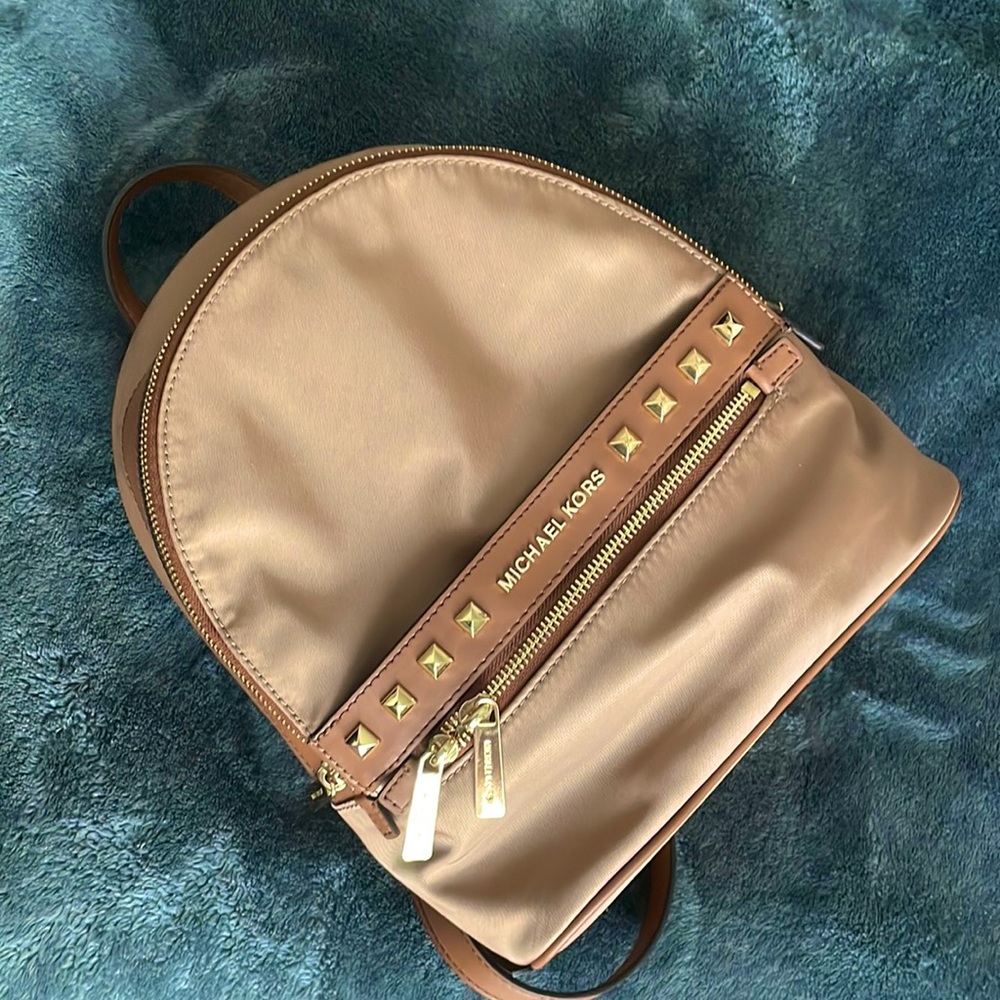 MK back pack